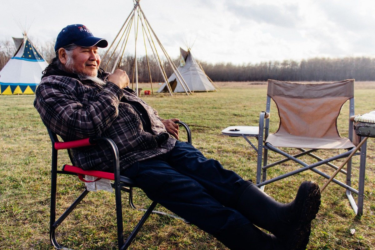ChumashScience's tweet photo. Relearning The Star Stories Of Indigenous Peoples: How the lost constellations of indigenous North Americans can connect culture, science, and inspire the next generation of scientists.https://t.co/MMxmqwgpcv https://t.co/MJi8GA960f
