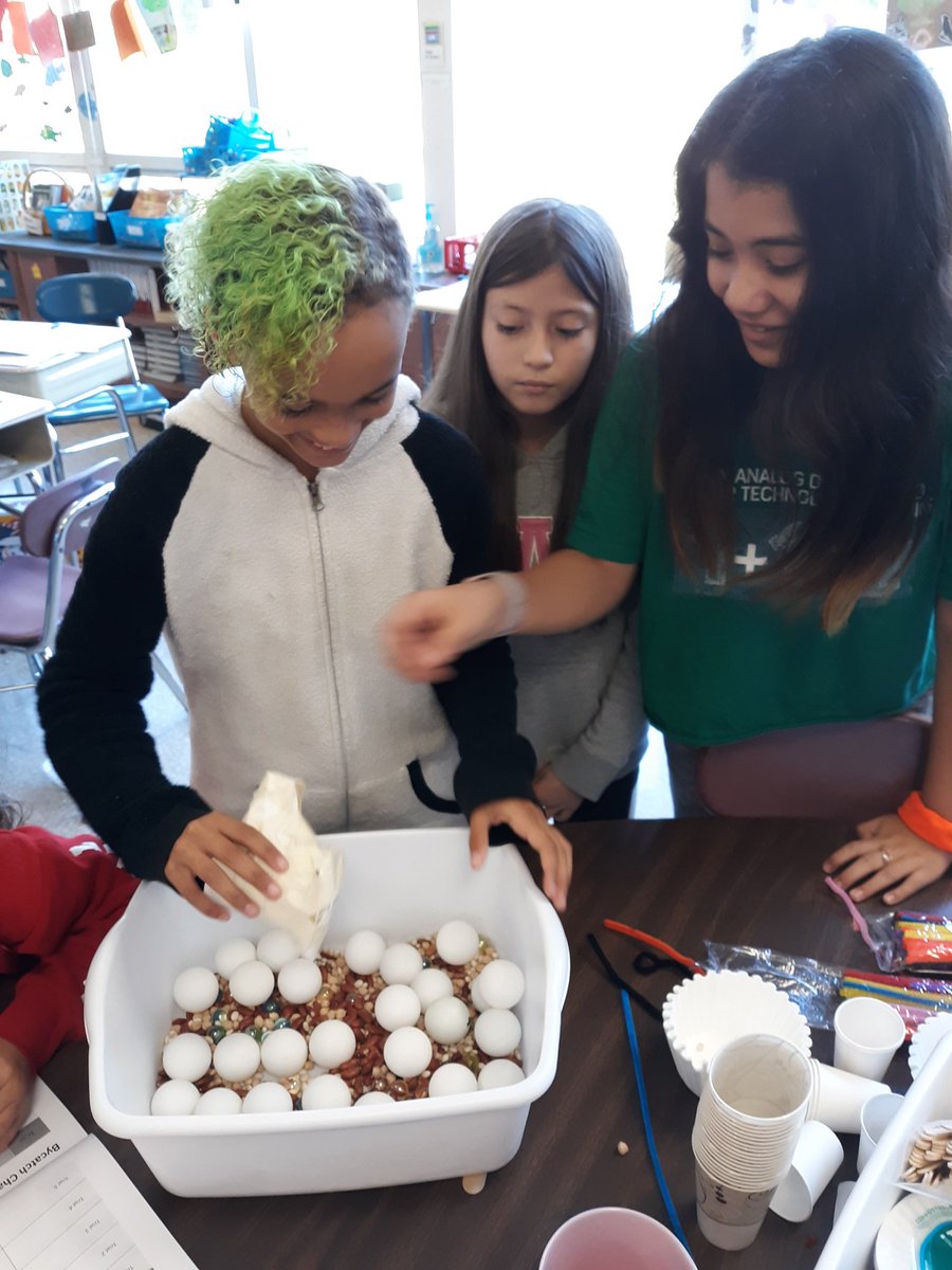 MsBray214's tweet image. STEM Week is off to a great start! This morning we created bycatch eliminators! #StemWeek #WhitcombStemWeek #5thGrade #LoonLake #Engineering #Design #PantherPride @MPSPanthers