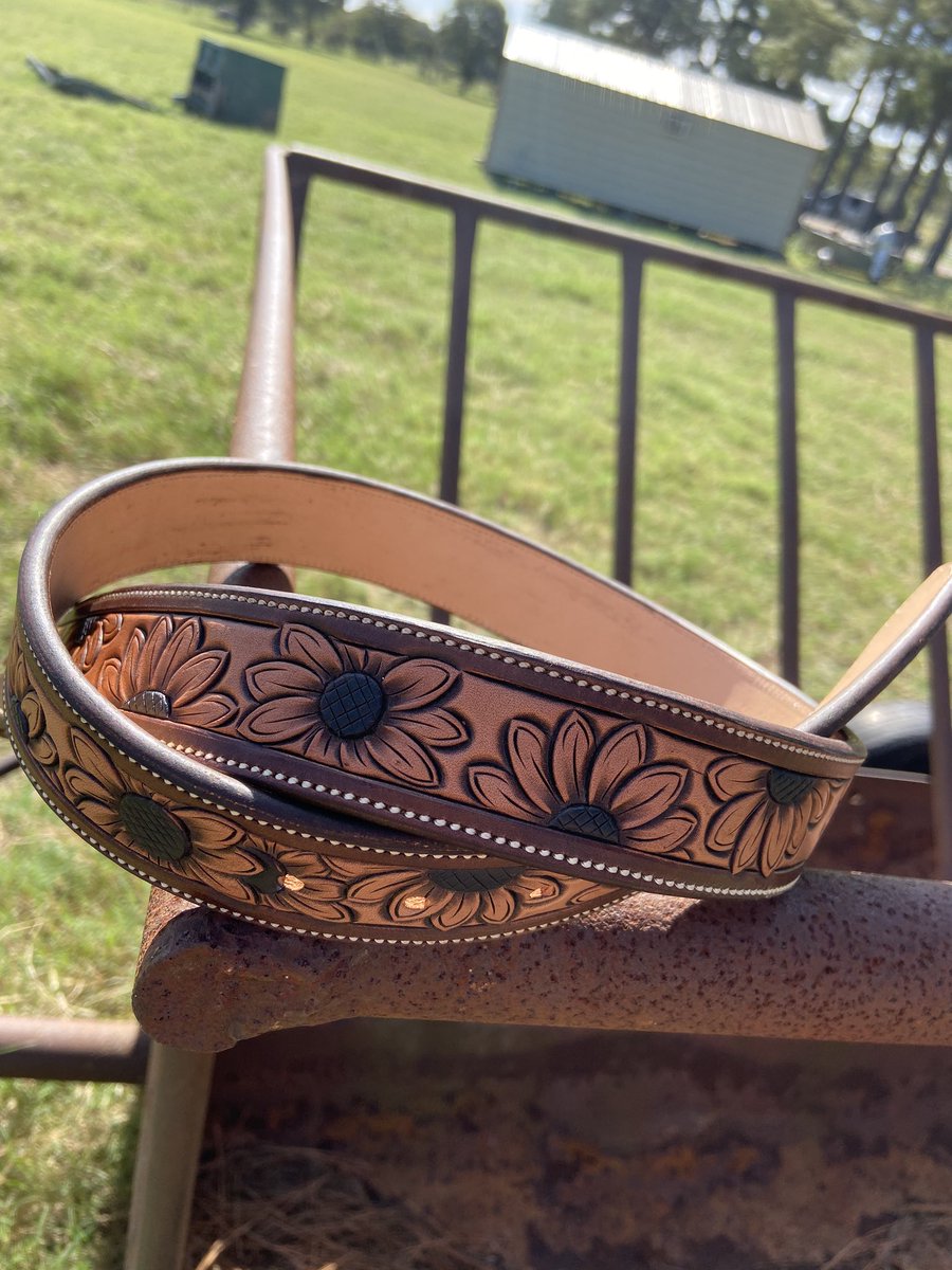 tymo989's tweet photo. Sunflower belt wrapped up! https://t.co/aOs6yLVzxn