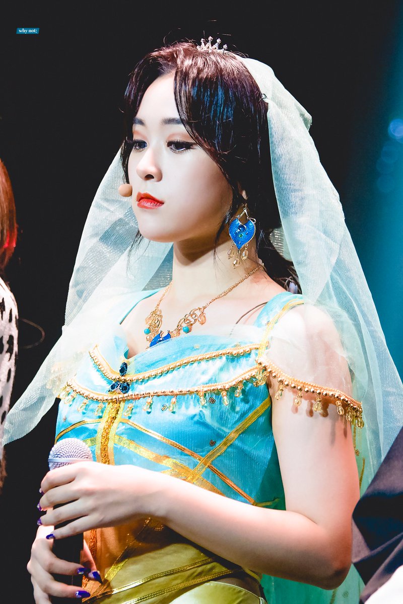 whynot_ghd's tweet photo. 191020 인썸니아 창단식&amp;팬미팅 

Yes my sultan

sultan,,,,,.,.,.,,,!!,,,!

@hf_dreamcatcher
#드림캐쳐 #가현 https://t.co/0wAaJLUkNG