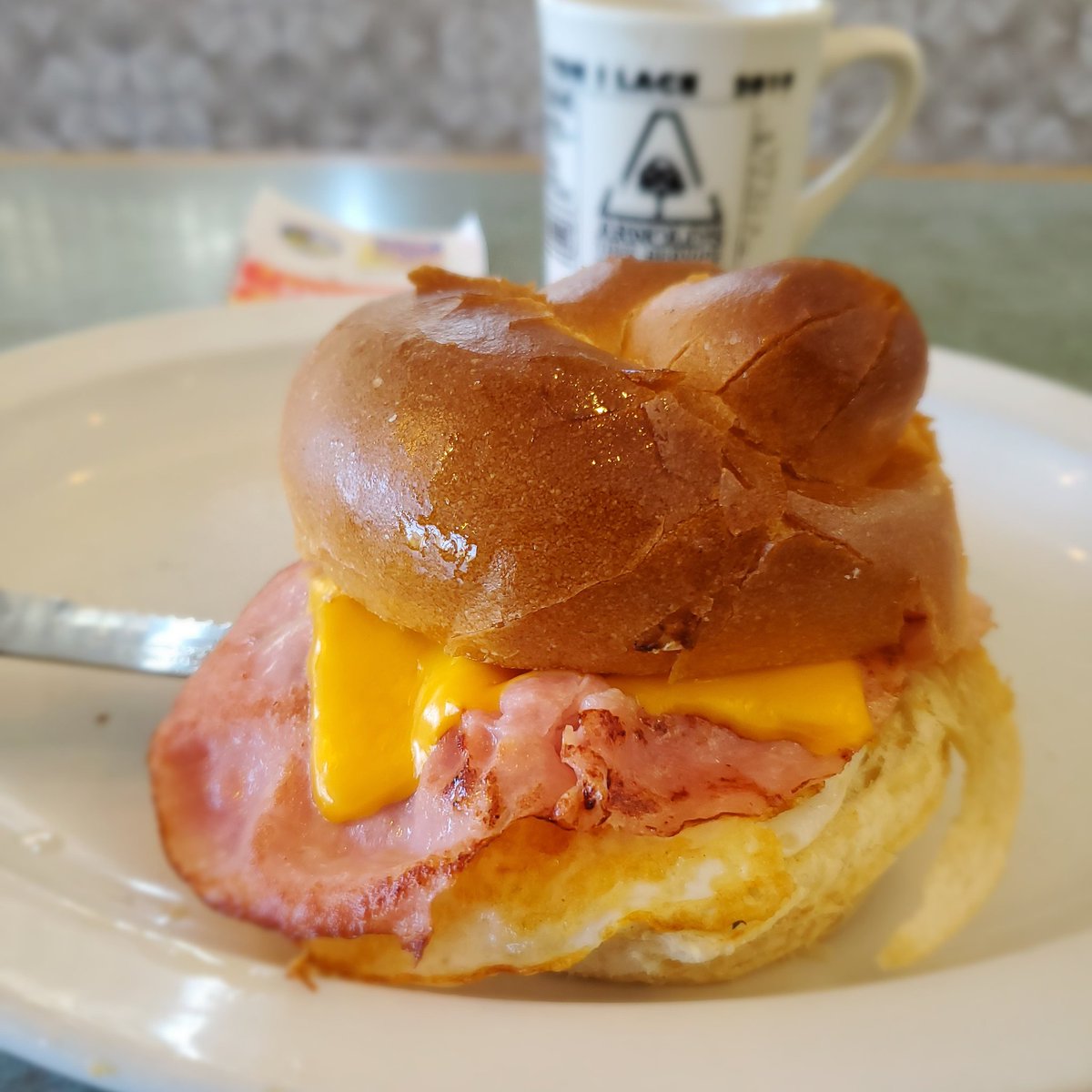 VadaCallisto's tweet photo. Playing the numbers over brunch. Average age in this little joint? 85? π₯°π³#hardroll #coffee #quickdraw https://t.co/DkGVeAdJT4