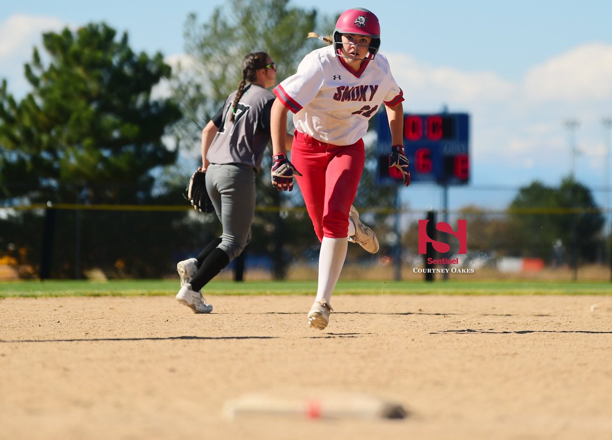 aurorasports's tweet photo. Softball: The @CHSAA issued the bracket and schedule for the Class 5A state tournament, which runs Friday and Saturday at the Aurora Sports Park, and @buffssoftball ended up seeded 11th - https://t.co/OTneDLW1EI @SmokySports @CCSDK12 @SentinelColo #copreps #sentinelpreps #aurora https://t.co/IMgCccYLRX