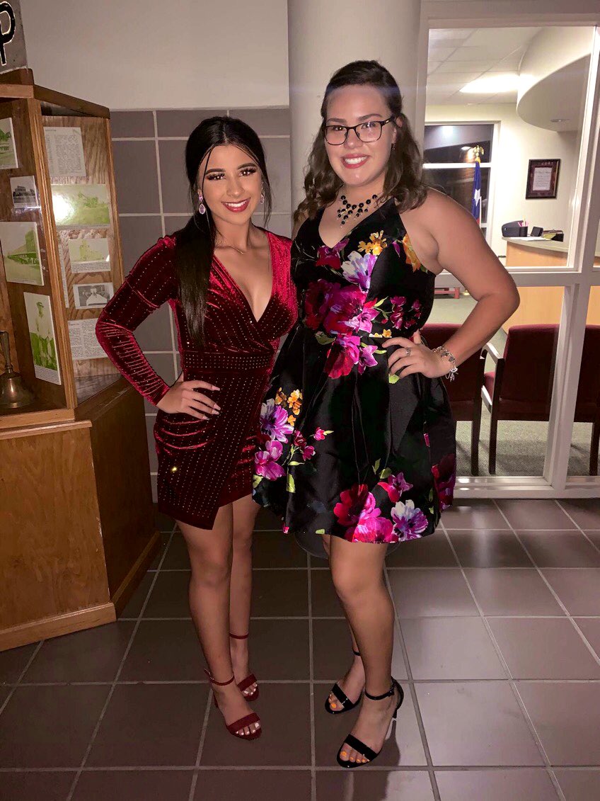 SaucedaHailey's tweet image. Xoxo💋 #HOCO2k19