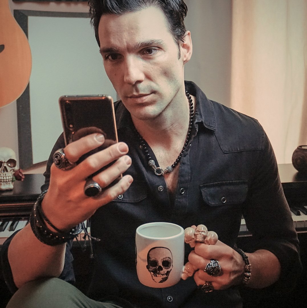 ☕ ♠️♥️♦️