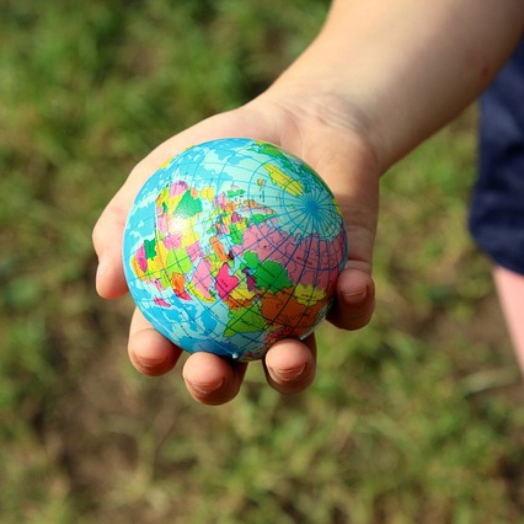 BromsgroveDC's tweet photo. #30daysofzerowaste. Tip 29 – Don't try and change everything all at once! Look at what you can do to reduce waste and do it a little at a time. Keep an eye out for ideas and tips on https://t.co/LtMaOlFnQj. #SmallThings #BigDifference #BreakingHabits https://t.co/0CurbbQIOb