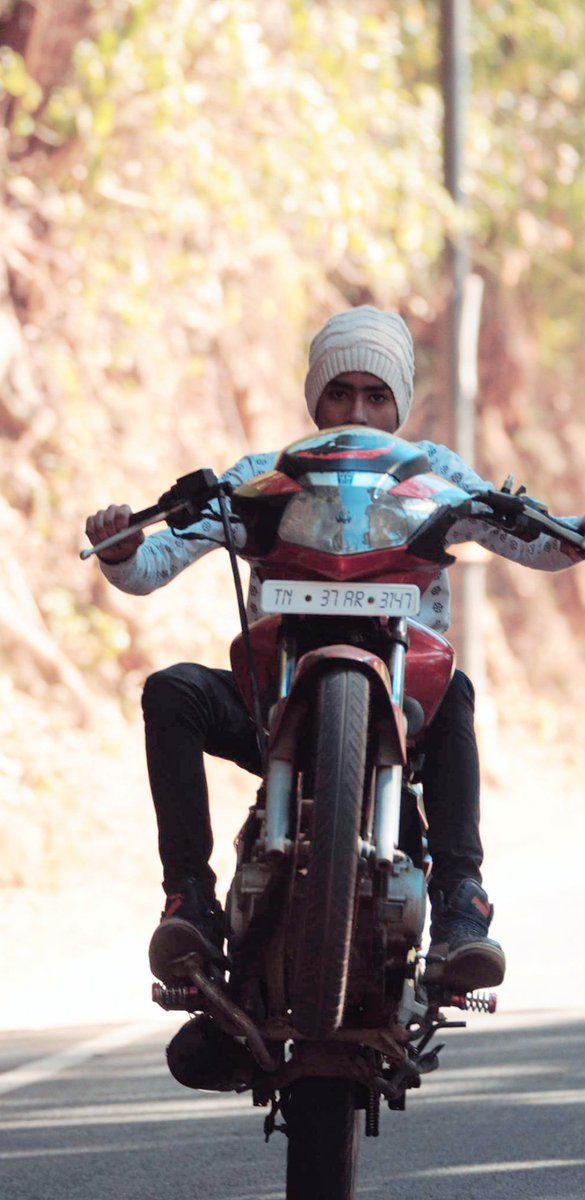 ahamed_ajuu's tweet image. Thrwback #MEMORIES #insta_macro #goodvibes @ahamed_ajuu @Motolite_Ph @KTM_UK @tvsmotorcompany