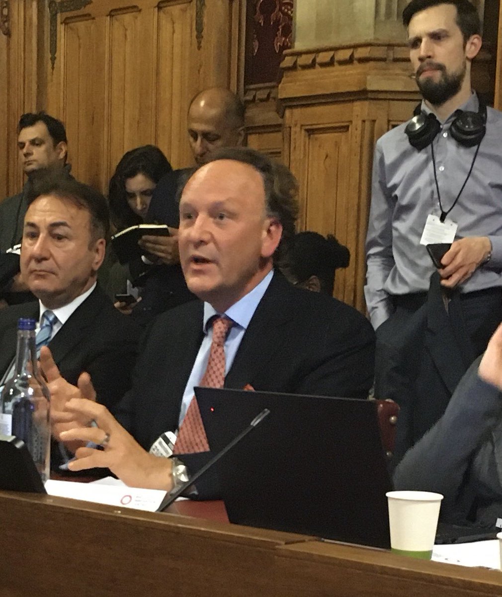 Justin Anderson - <a href="/kpmguk/">KPMG UK</a> at our 6th evidence meeting in Parliament : 

Top-down policy on Enterprise Adoption of AI is leaving those in the middle rather scared of the transformation #AI imposes
We have to empower Middle Management and engage them more