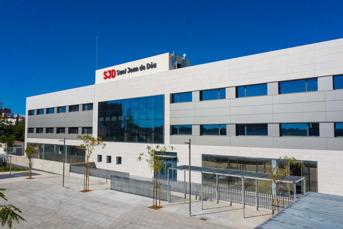 HSJD_PALMA_INCA's tweet photo. 🏨 INAUGURACIÓ

Avui hem inaugurat el nou hospital SJD de Inca:

✅ 80 llits
✅ 2 gimnasos de rehabilitació
✅ 6 consultes externes
✅ 20 places d’hospital de dia
✅ Diagnòstic per la imatge
✅ 2 quiròfans

✏️ Promoció de l’autonomia
✏️ Cronicitat
✏️ Hospitals amb VALORS https://t.co/Ziq2T9WYRD