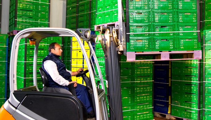 CooltraxUSA's tweet photo. Looking to improve product quality, enhance sales and lower product shrinkage/loss in the stores? Click to learn how we can help you see quick ROI! #coldchain #distribution #warehousing
https://t.co/klLoRd6FhO https://t.co/e5XhBW9Ozf