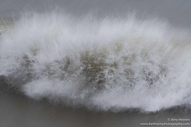 bethann_photo's tweet photo. Crashing into Monday

#wisconsin #sheboygan #lakemichigan #nature #lakewaves #wavephotography #photography #naturephotography #nikonphotography #nikonD850 https://t.co/NHIo2a3Ixq https://t.co/kfaIydteNy