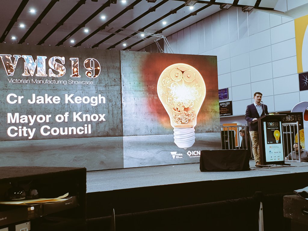 DanielleJStorey's tweet photo. The largest employment sector in the city of Knox. 11, 000 jobs. Cool numbers. "The future is truly bright for manufacturing..." Jake Keogh, Mayor
#vicmanu #vms19 #manufacturing #jobs #victoria @KnoxCC https://t.co/ncuQfHhKVp