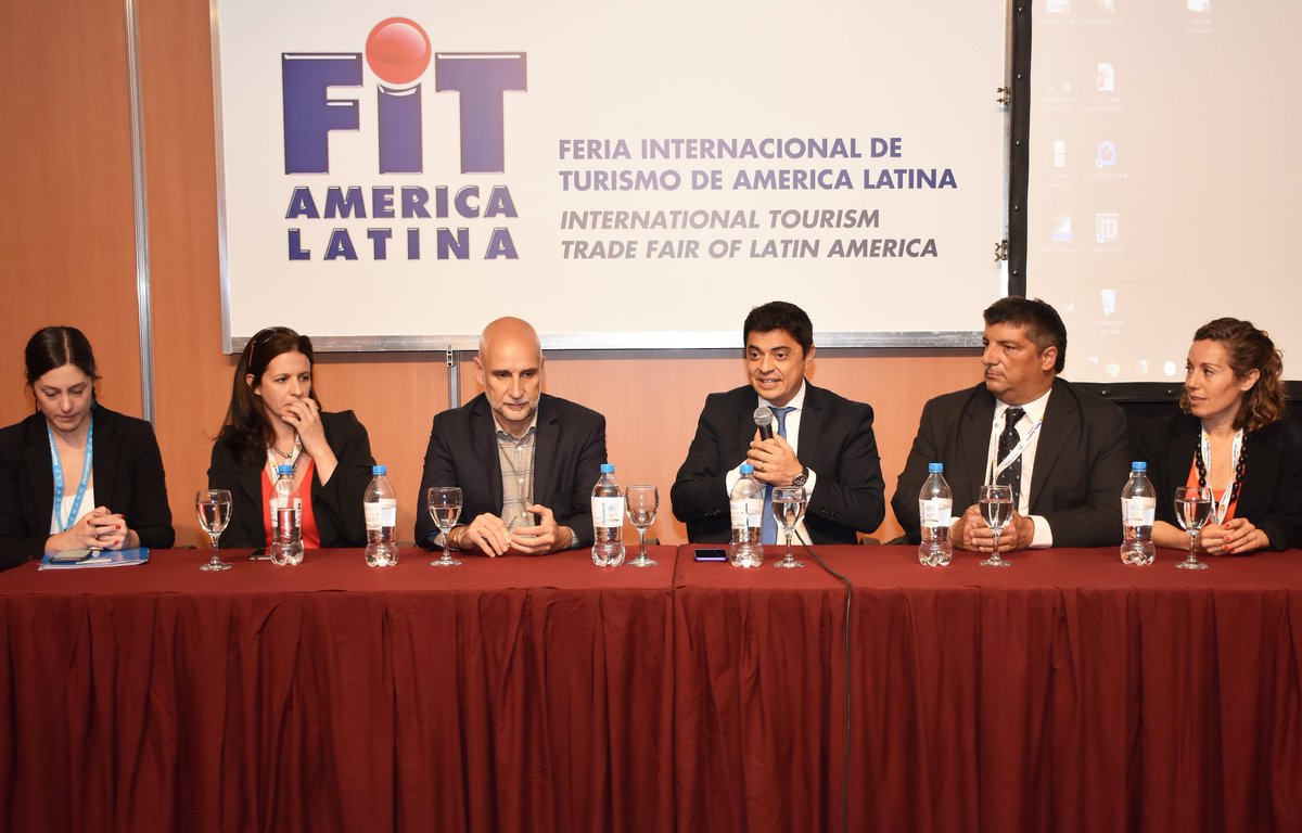 DestinoCordoba's tweet image. @capillaoficial @fabricdiaz arranca la intendencia reformulando la marca turística ⛰⛱ Entrevista en video AQUI  bit.ly/2oPyj3z