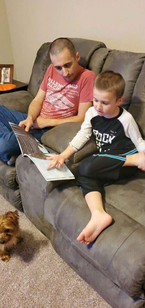 #readingchallenge <a href="/CGETwolves/">Cedar Grove Elem.</a> Reading with family is the BEST!