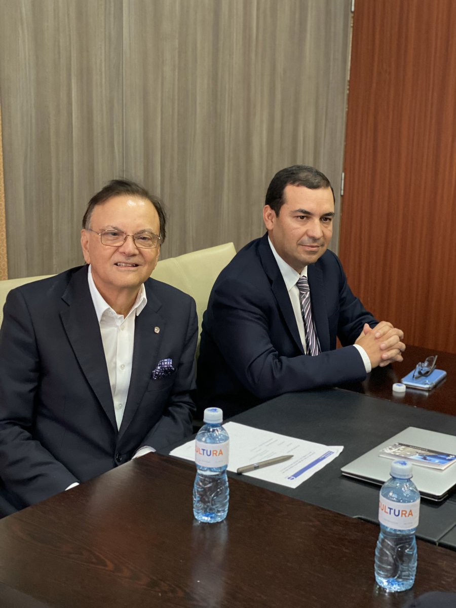 Felicitaciones para el colega Ing. Héctor Ortega, presidente Capac, quien fue nombrado por la J. Directiva como nuevo Director General del Metro desde 1 de Enero de 2020. Será una transición ordenada con intercambio de conocimientos para beneficio de nuestro gran proyecto.