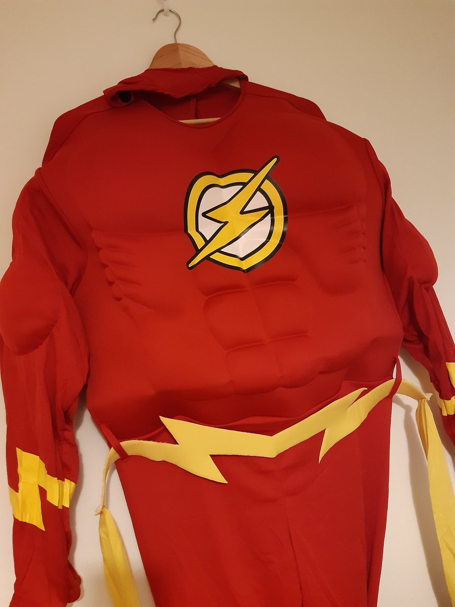 LukeKellyLIT1's tweet image. Not all hero wear capes #100sonas #flashboy #needaplacetohangmymask #LITsuperheroes