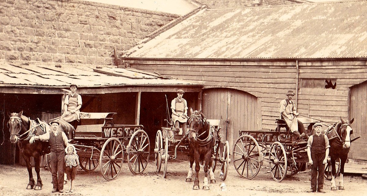 Westscordials's tweet photo. Vintage Wests Delivery Team 😍Thankful for today’s Van - but still proudly delivering #Wests since 1876! #westsnz #firstforthirst #keepitkiwi https://t.co/zN33NnJKO2