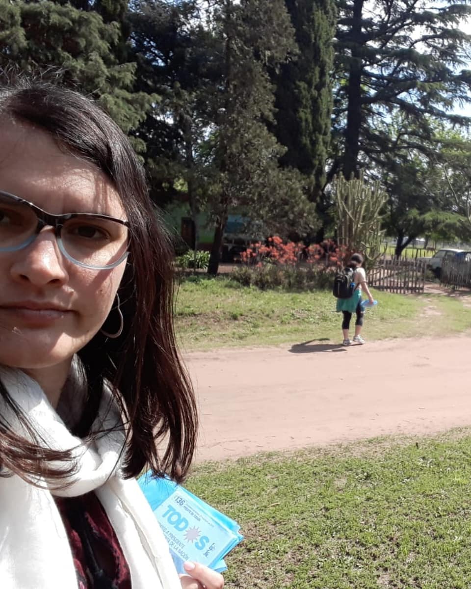 LucilaLaguzzi's tweet photo. Seguimos llevando la boleta del @FrenteDeTodos📩🗳 a todes l☀️s vecin☀️s del barrio #LaMerced y #LosAlmendros 📌
#MarioMeoniIntendente #PonerAJunínDePie
#HayEsperanza https://t.co/7bgrjInG8X