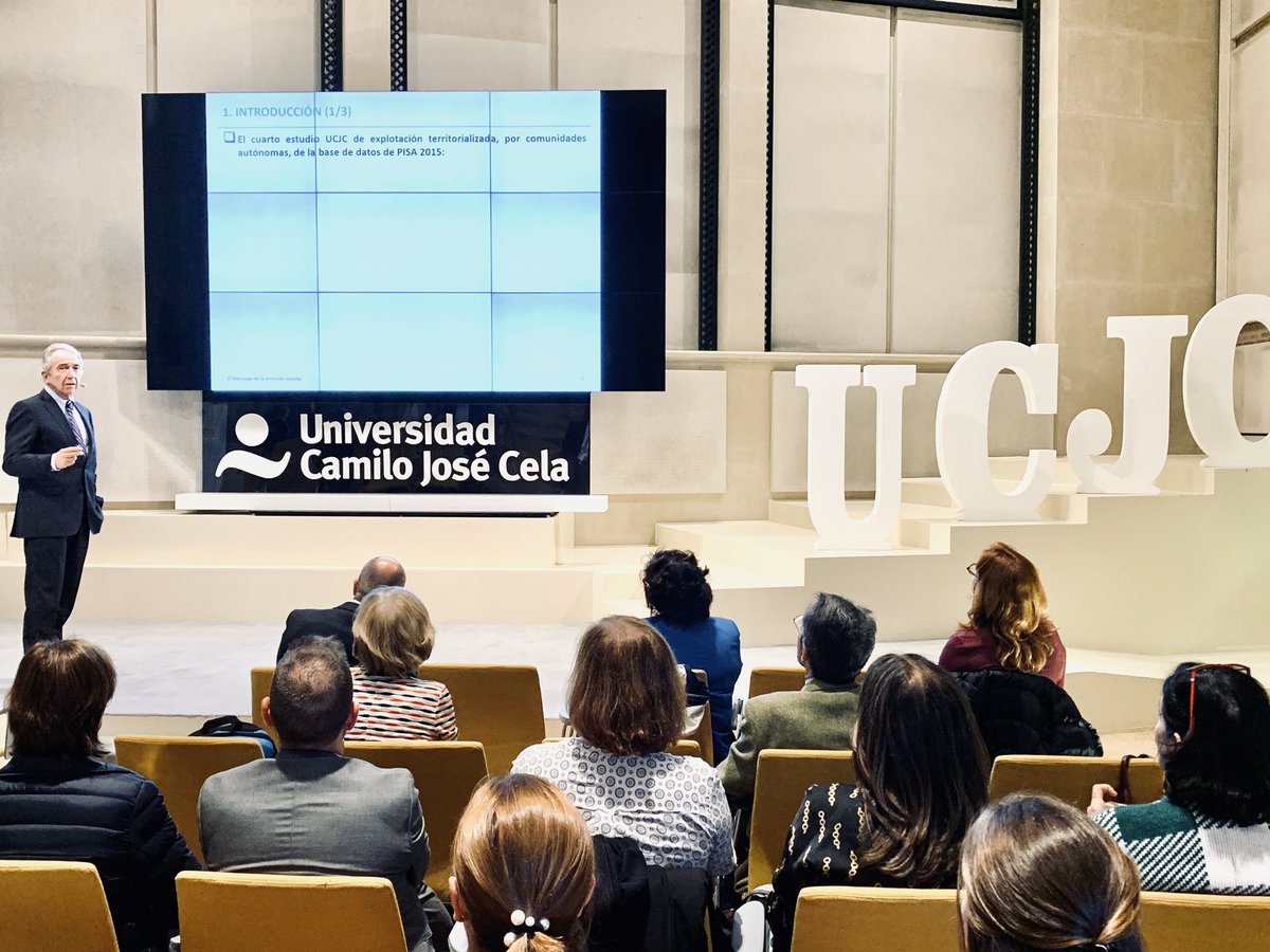 universidadcjc's tweet photo. El catedrático de Políticas Educativas de la UCJC, Francisco López Rupérez, pide más formación, mejores carreras profesionales y menos carga burocrática para los directores de los centros y así poder mejorar su liderazgo escolar https://t.co/Hg6Vz4fcv8