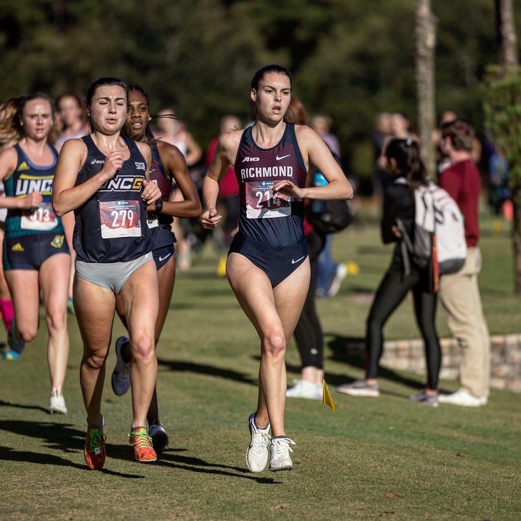 RichmondXCTF's tweet photo. Spiders at ECU...Kate McAndrew, Caroline Robelen, Peyton McGovern and Ave Grosenheider https://t.co/4LH9CpX5Jc
