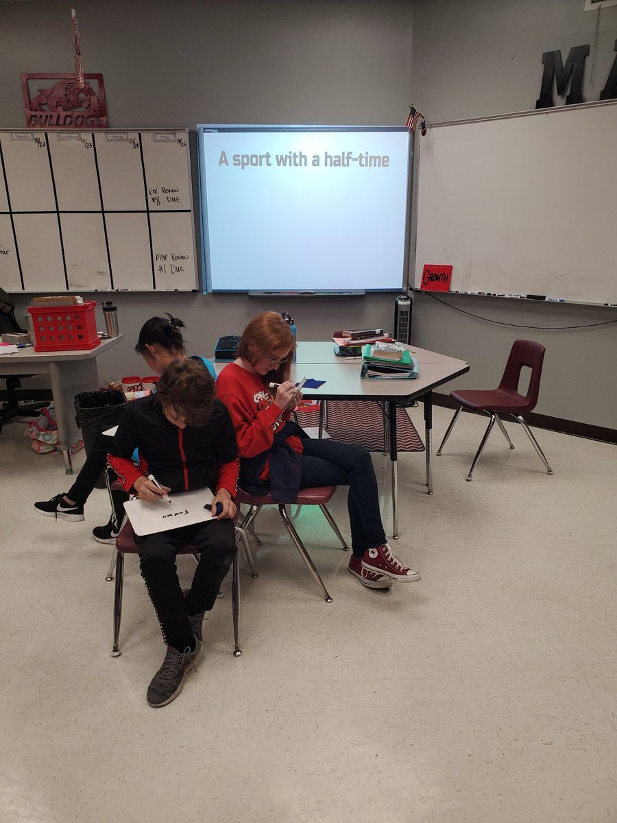 Stephanie Robinett tweet media