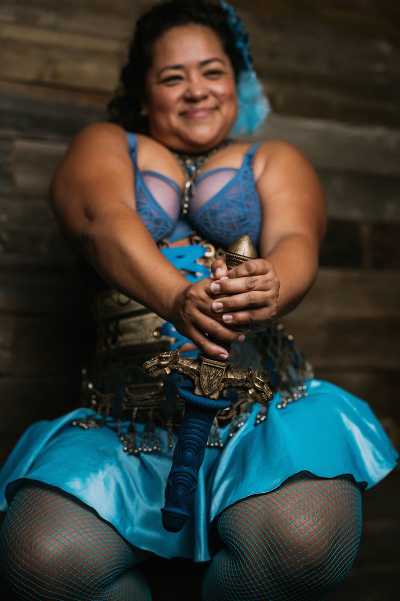 ExploreRealm's tweet photo. #TFW you first hold The Realm's Drago and Draken #FantasyLockOn sword.
How will you feel?
Excited? π€©
Powerful? πͺ
Inspired? π‘
βοΈπ
πΈ: @marinagreenpho1
#ExploretheRealm #Pirates #Cosplay #WieldtheDrago #ConquerDraken https://t.co/TcqfWoJJXr