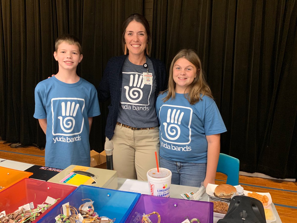 SFAGators's tweet photo. Great first day of selling @yudabands to support Ana! #wearthemovement #yudabands #BISDpride https://t.co/0Npake8i7J