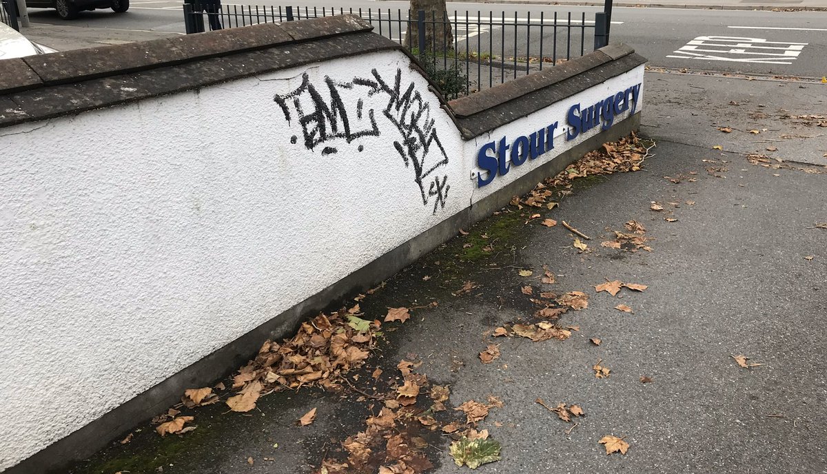 HedgeProDorset's tweet photo. Out of hours graffiti removal this weekend to ensure minimal disruption to client and public. #graffiti #christchurch #Dorset https://t.co/ZrrK4vhTXT
