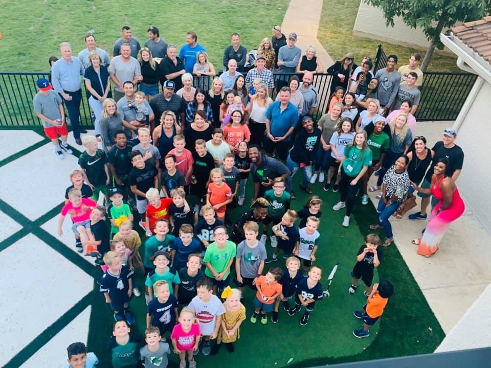 robynmccoart's tweet photo. Palmer has a new life in Christ &amp; he shared it with the world Sunday through believers baptism. Best decision he will ever make is trusting Christ as his personal Lord and Savior! Thanks to everyone for celebrating with us. Grateful to the Lord for our community in Southlake💙🙏 https://t.co/Xc26ZqsNuA