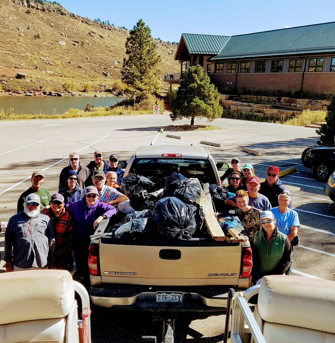 LCDNR's tweet photo. A huge thank you to everyone who came out to clean the shorelines of Horsetooth Reservoir this Saturday, and to Centennial Bass Club for coordinating this great effort! These amazing volunteers picked up 440 pounds of trash! #HTRes https://t.co/09UoNKTYgM