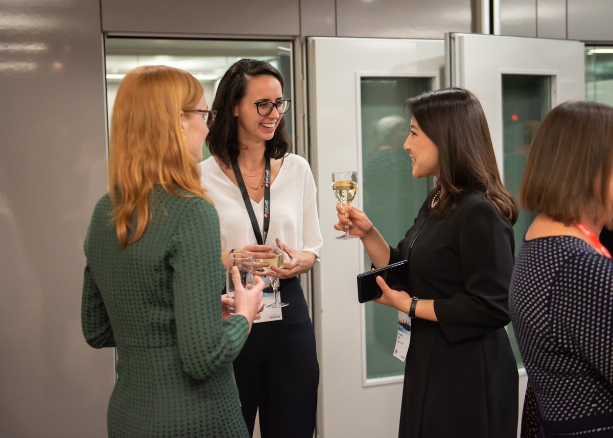 stcatsbramley's tweet photo. Alumnae and parents gathered at @UniCredit_PR to discuss Leadership and Managing Teams at the latest London Network evening. #careers #londonnetwork #advice #futurecareerchoices#networking https://t.co/wofUwEOWMI