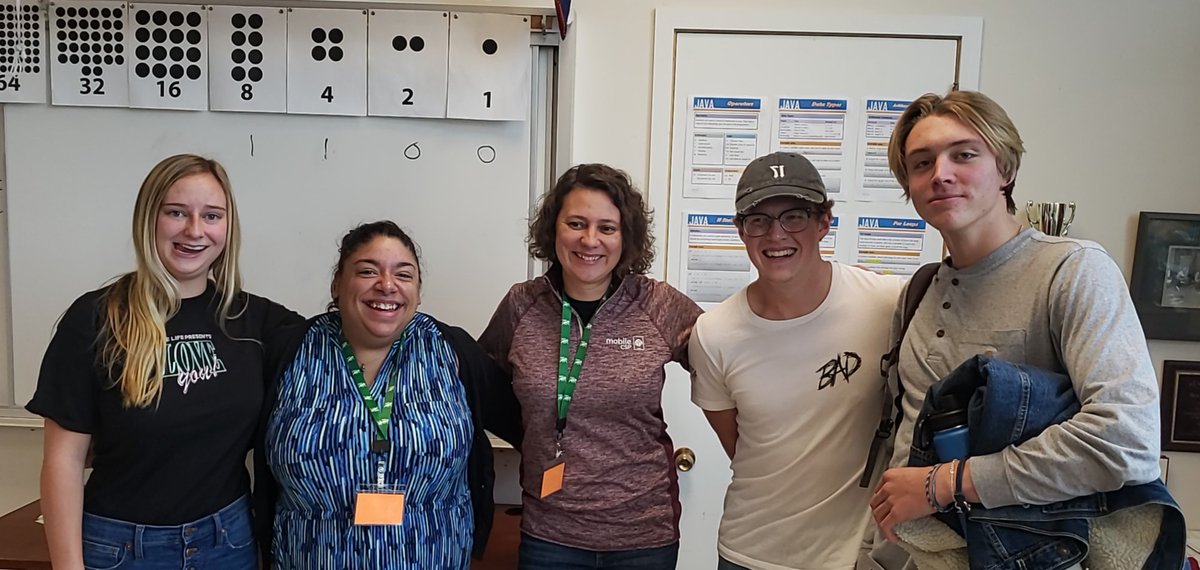 mobilecsp's tweet image. #MobileCSP &amp;amp; @nationalcsed Jen Rosato &amp;amp; Pauline Lake visit @RowlandHall @Chronicbeard @mobilecsp class before the #CSforAllSummit in #SLC #Utah