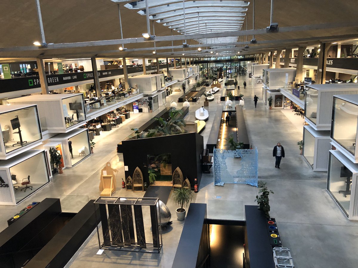 joa_q's tweet photo. Tuve la oportunidad de estar en Station F!
Station F es el campus de startups más grande del mundo ubicado en Paris. Tienen sus aceleradoras Facebook, Google , Amazon, entre otros.
Más de 1000 startups en 34000 metros cuadrados!
🚀 @_coderio
#stationf #gocoderio #startup https://t.co/5hezRQ0Dj0