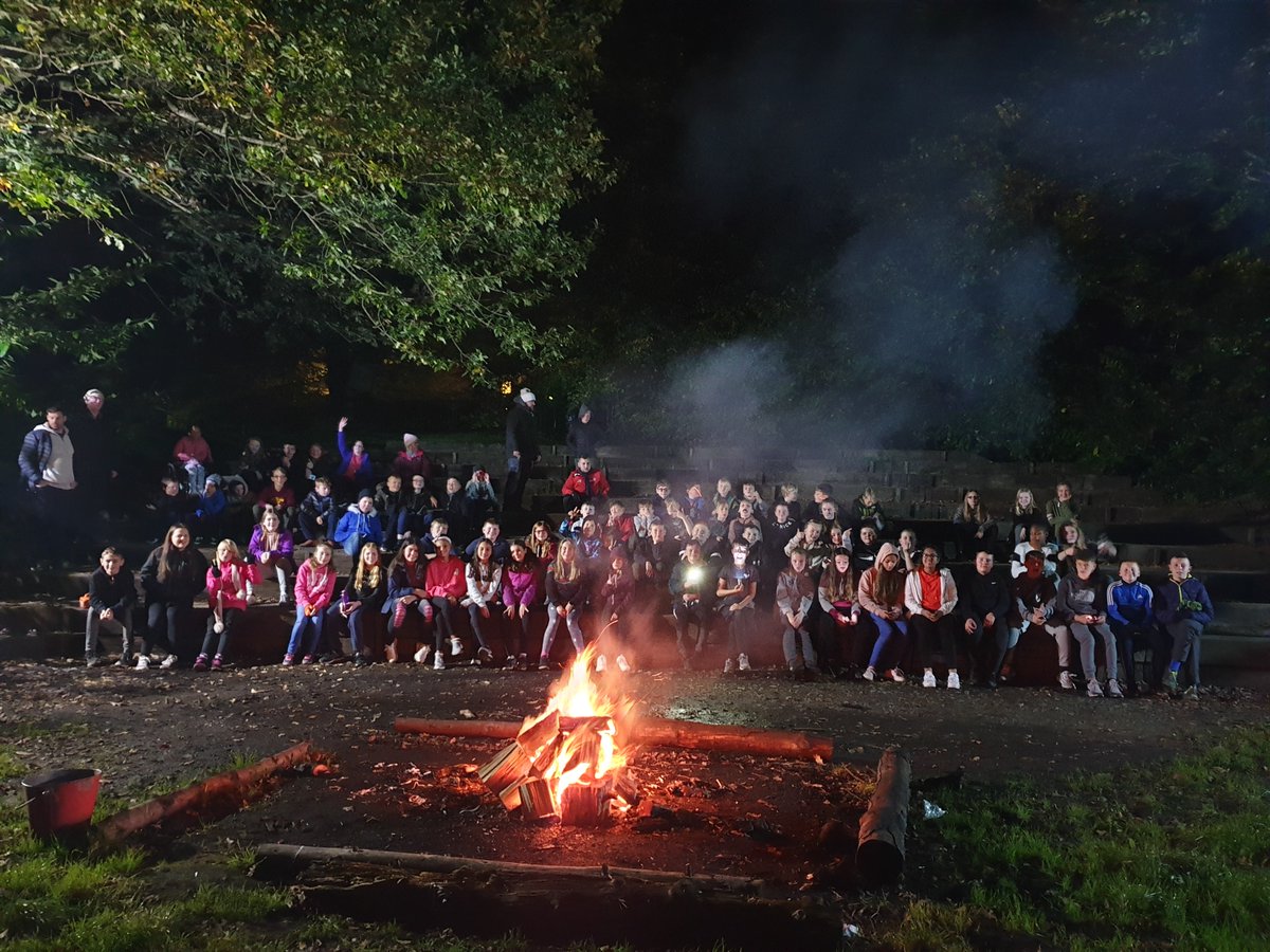 SH_PegasusHouse's tweet photo. Campfire is burning 🌲🔥 Time for a little sing song! @SH_PegasusHouse sh_pegasushouse @SH_OrionHouse https://t.co/dLFzrhqnM1