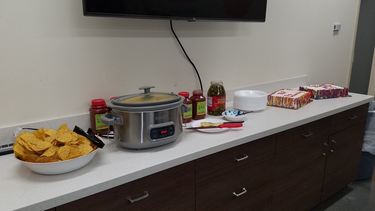 Sonya Skinner (@sonyask70264893) on Twitter photo 0804 MET/Store partnership! Breakfast, afternoon snacks and cake! <a href="/misshd03/">Megan A. Coleman</a> <a href="/cokeski/">Mike O'Kain</a> @RyanHallTHD804 <a href="/frblackwell2/">frblackwell</a> <a href="/KochBkoch/">Bobbie Koch</a> 0804 MET/Store partnership! Breakfast, afternoon snacks and cake! <a href="/misshd03/">Megan A. Coleman</a> <a href="/cokeski/">Mike O'Kain</a> @RyanHallTHD804 <a href="/frblackwell2/">frblackwell</a> <a href="/KochBkoch/">Bobbie Koch</a>