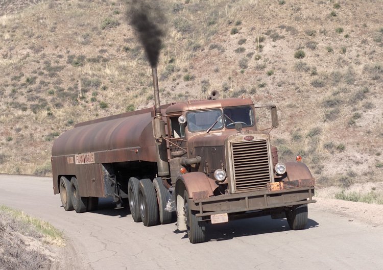 TommyDoyle47's tweet photo. Steven Spielberg's Duel, 1971 🚛🔥
Thoughts? Comments? https://t.co/N06O1bqqpv