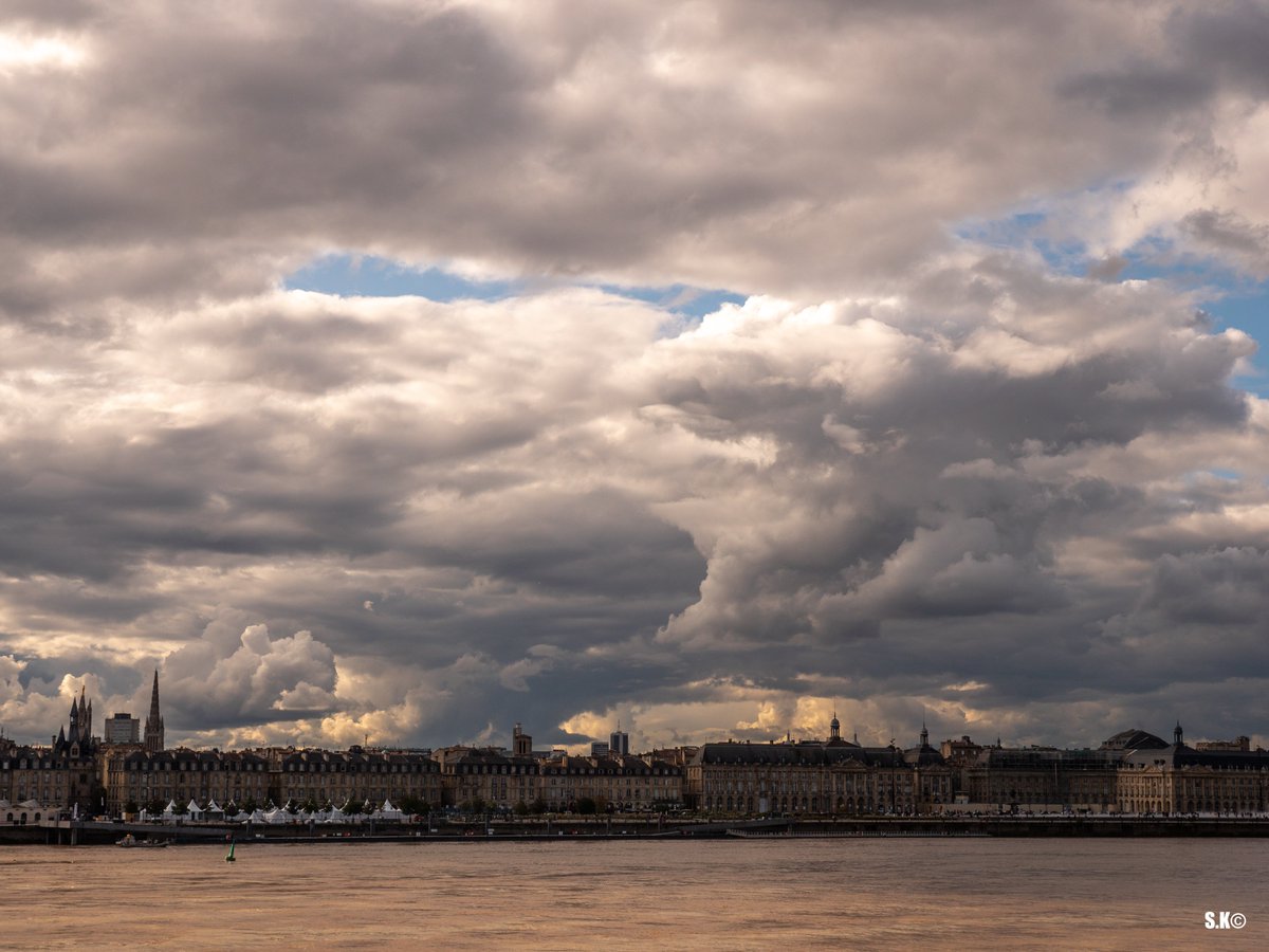 stef_kb's tweet photo. Bordeaux 21 Octobre 2019
@SO_Bordeaux @sudouest @BordeauxTourism @BxMetro https://t.co/fdrG2rakRE