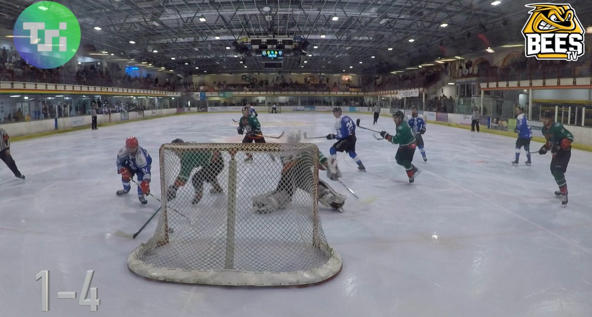 youtu.be/5EPIE6LwhQE Highlights of last nights M3 derby <a href="/TSIWorld1/">TSI World</a> <a href="/BeesIceHockey/">TSI World Berkshire Bees</a> v <a href="/BisonHockey/">Kyler Aberle</a> <a href="/NIHLhockey/">NIHL</a>