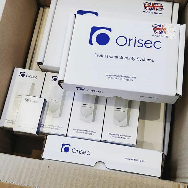 Advancedfiresw's tweet image. Lots more professional @orisec_ltd intruder alarm equipment being installed this week. 👍 #orisec #truro #falmouth #newquay #penzance #stives ift.tt/2VYXFYT