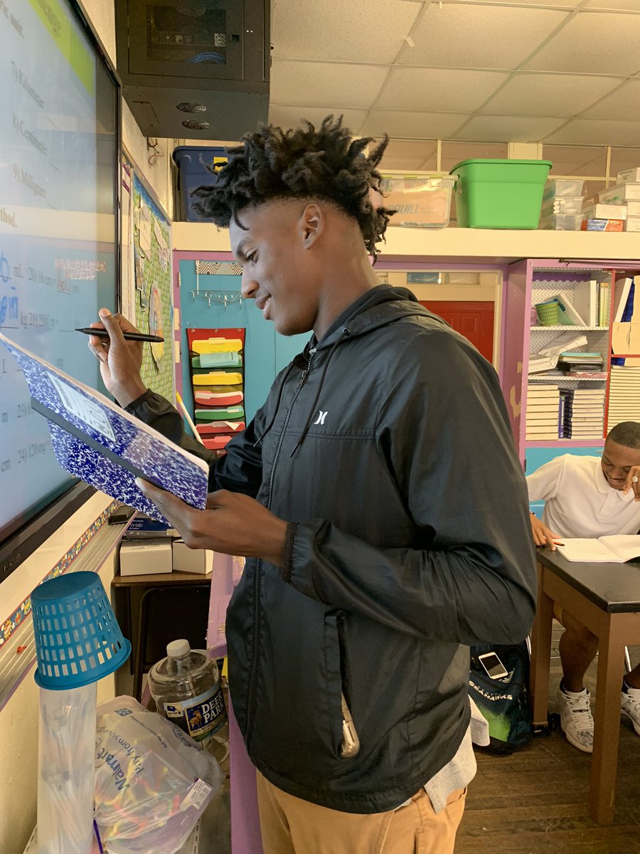 KeshiaKaryotype's tweet image. Today, my students were working on the interactive panel to increase math skills. I’m working to increase the connection between science and math! #ILoveTechnology #STEM #ScienceAndMath