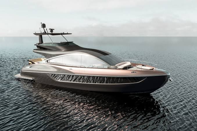 #superyacht #superyachttoys #superyachts #yachtlife #yachting #yacht #yachties #yachts #yachtcrew #instagood #oceanlife #instaluxury #deckhand #stewardess #superyachtcrewagency #ocean #watersports