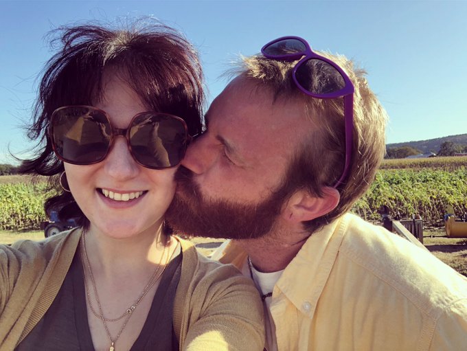 Watch Dani's leaked NSFW photo on TwXstars