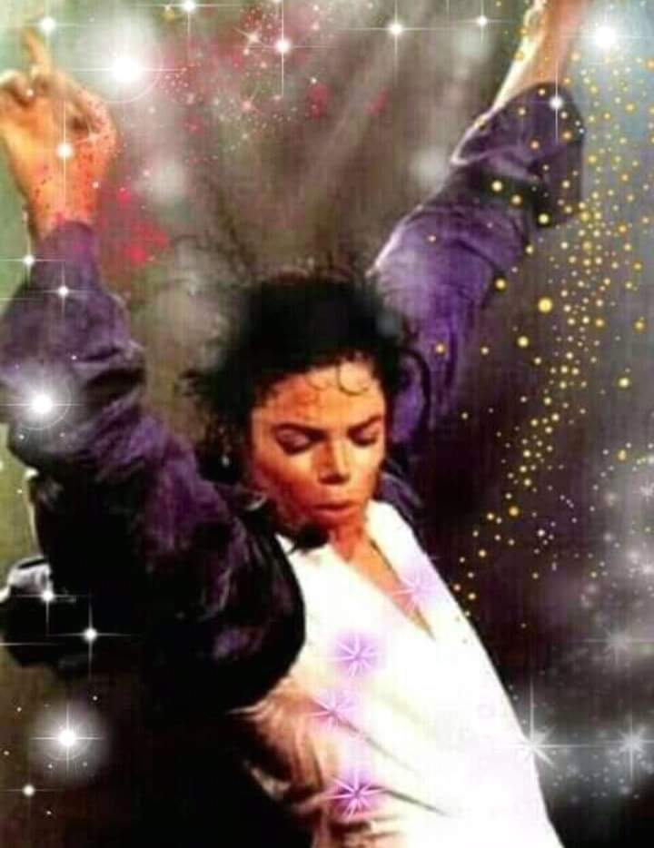 michellbella_17's tweet photo. This world without you is so silent and empty, come back to us wherever you are, we are waiting for your return, our hearts are full of pain and sadness😢💖🌻#loveyouMJ #always #forEver #Kingofpop 💗👑☀️🦋✌️ https://t.co/iRiPmUNq7k