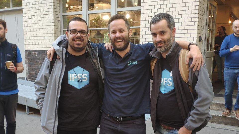 2keyNetwork's tweet image. The Man, The Myth, The Legend💪

It`s a special moment when the whole team is awaiting the champion back home. 
Thank You and Congratulations Idan, @AmonToda, for participating in the #Diffusion2019 #Hackathon (diffusion.events), and winning the first place in 2 tracks! 👏
