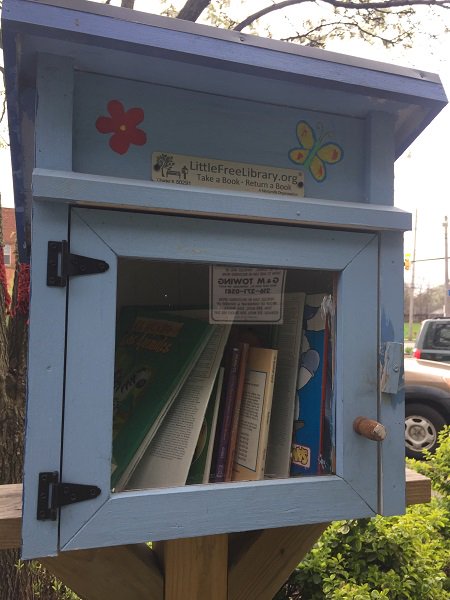 CLEvolunteers's tweet photo. BOOKS! We're honored to partner with @KidsBookBank to distribute books to children in #CuyahogaCounty.
https://t.co/OBdDef47R1 : Library Support Services.
#CLE #WeReadHere #CLELiteracy https://t.co/everG7oYMD