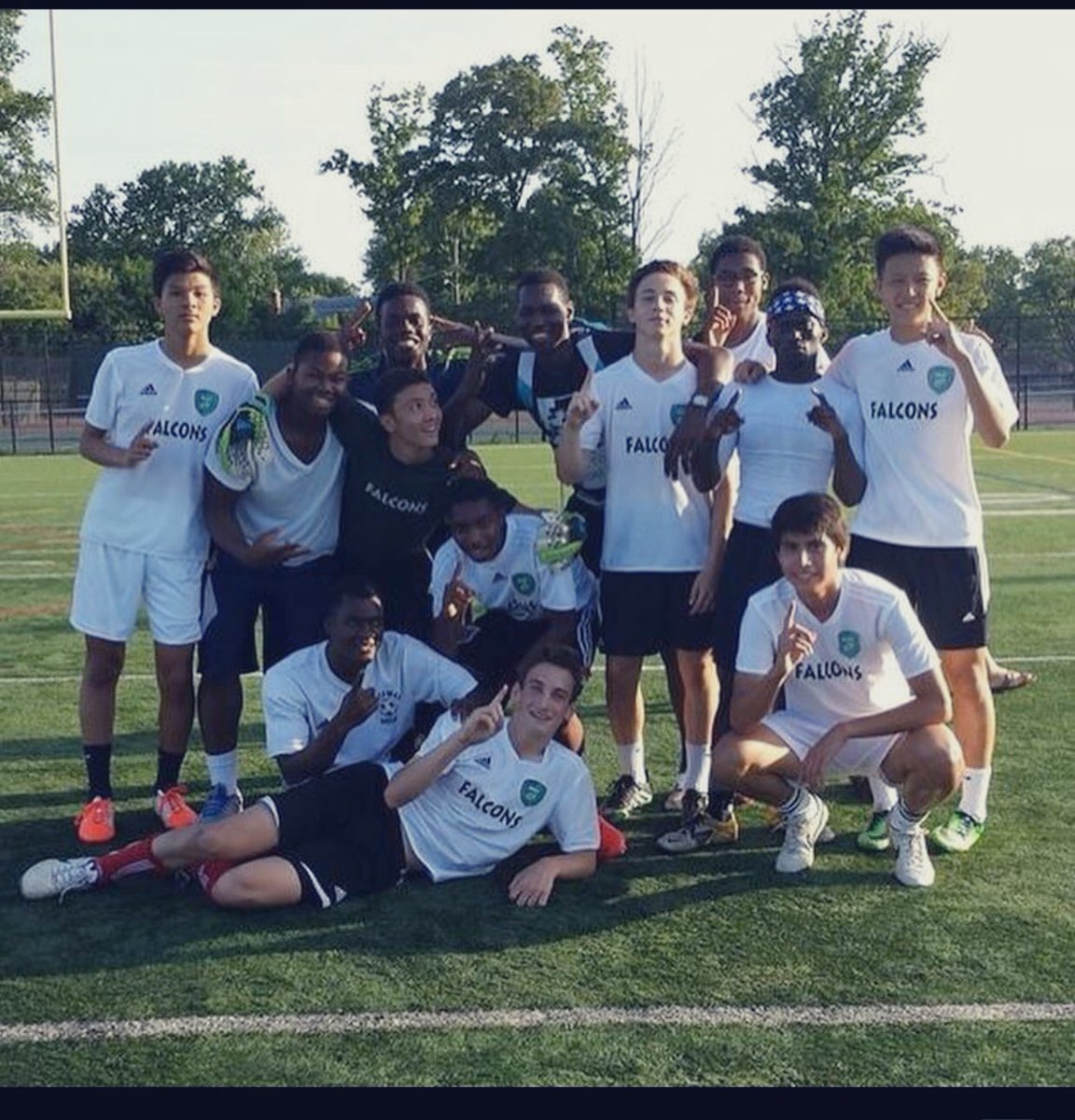 17_affi's tweet photo. Sustained a couple of these family or close friend losses but the pain never gets any better. It’s more profound actually. Jake my guy we love you and we’re gonna miss you endlessly. Rest up my brother 😢🙏🏾 #LongLiveJake https://t.co/zbgdLE60FN