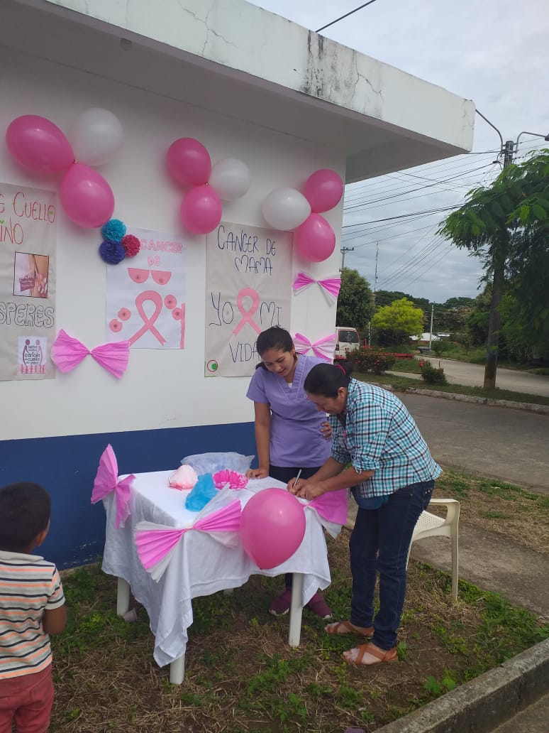 RSCasanare's tweet photo. #RscInforma Las IPS´s de Hatocorozal y Paz de Ariporo celebraron el Día Mundial de lucha contra el Cáncer de Mama #Unión #NiUnaMás #Mujeres https://t.co/e1hvtVrHSM