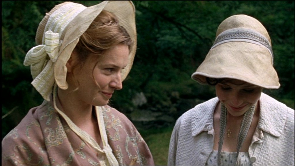  #Sanditon  #4SpencersOfDescent 3rdly:  #CatherineMorland's  #SpencerOfDangerousUpbringingsAndTerribleDreams worn by  #FelicityJones in  #NorthangerAbbey (yes the  #AndrewDavies 1) during 2 trysty walks with the Tilneys when this bit occurs: "At least she can marry the man she loves...