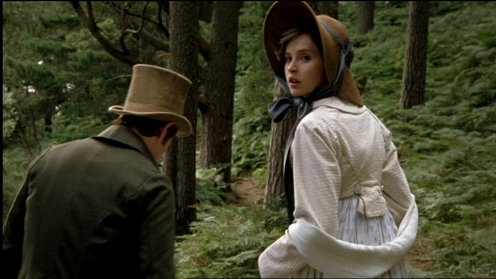  #Sanditon  #4SpencersOfDescent 3rdly:  #CatherineMorland's  #SpencerOfDangerousUpbringingsAndTerribleDreams worn by  #FelicityJones in  #NorthangerAbbey (yes the  #AndrewDavies 1) during 2 trysty walks with the Tilneys when this bit occurs: "At least she can marry the man she loves...