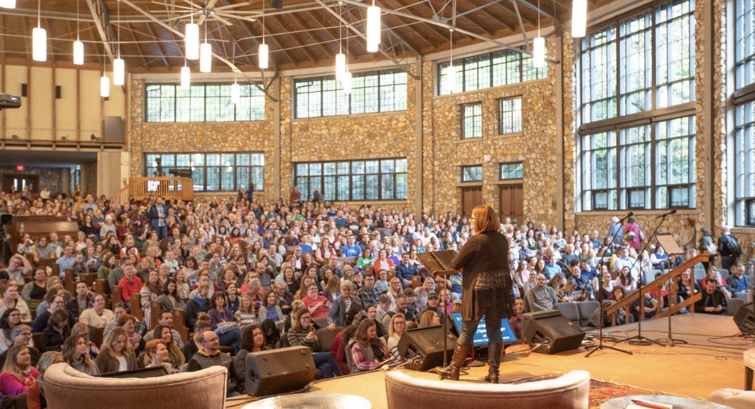 AmandaHeldOpelt's tweet photo. @rachelheldevans #AtHomeInThePulpit https://t.co/UFB6G0ssRO