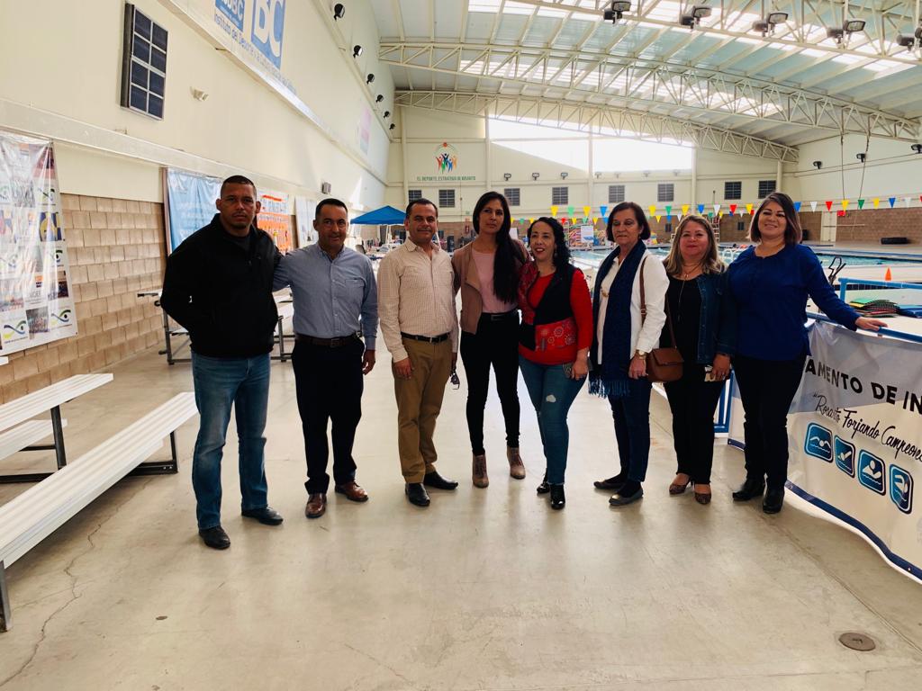 Fomentar el deporte en #Rosarito en todas sus modalidades, una prioridad para la alcaldesa Araceli Brown. Hoy atendió inquietudes de usuarios del Centro Acuático (CAR) del municipio.